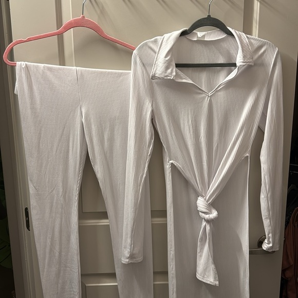 White 2pc Legging Set - LG - Picture 3 of 4